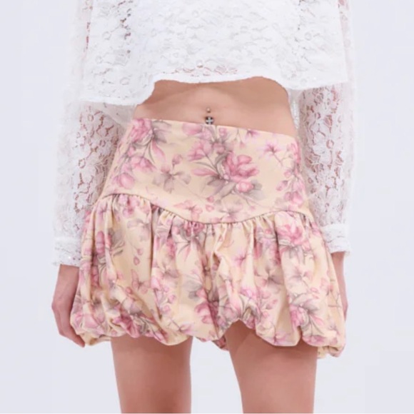 AKIRA Dresses & Skirts - Floral Pink Skirt size M